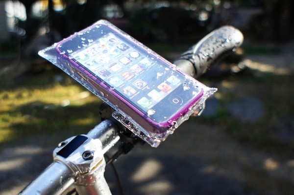 Брызгозащитный чехол для iPhone